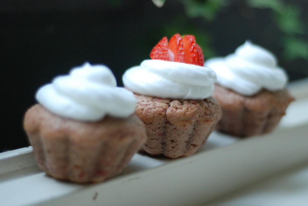 jahodové muffiny s krémem