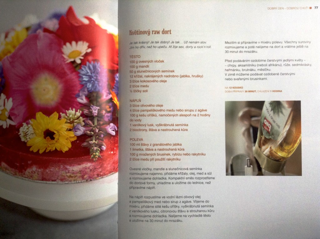 Květinový raw dort